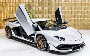 Lamborghini Aventador SVJ White & Gold 2018 года